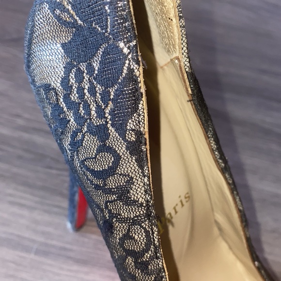 Red bottoms - Picture 8 of 14